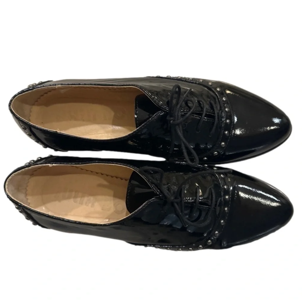 Julia Bo Savile Oxfords black patent leather silver stud Shoes size 6.5  /  7